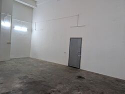 Pemimpin Industrial Building (D20), Factory #536716331
